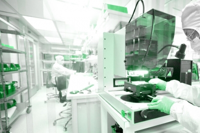 Desiccators Keep Products in Spec