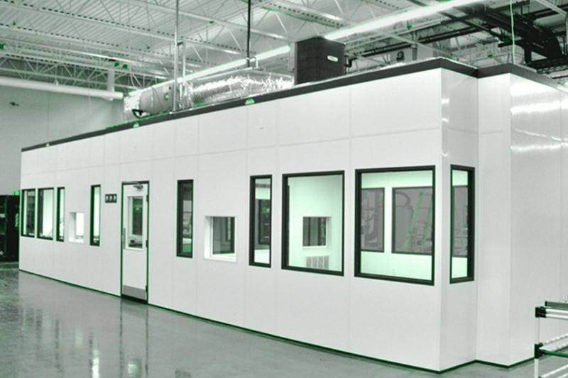 Modern Cleanroom vs Traditional Methods