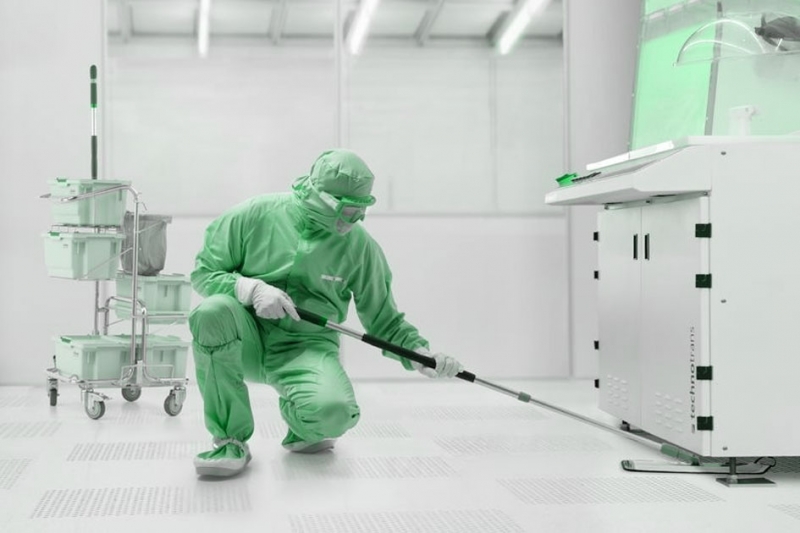Cleanroom Cleaning and Disinfection